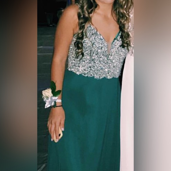 Homecoming/Prom dress - Picture 5 of 6